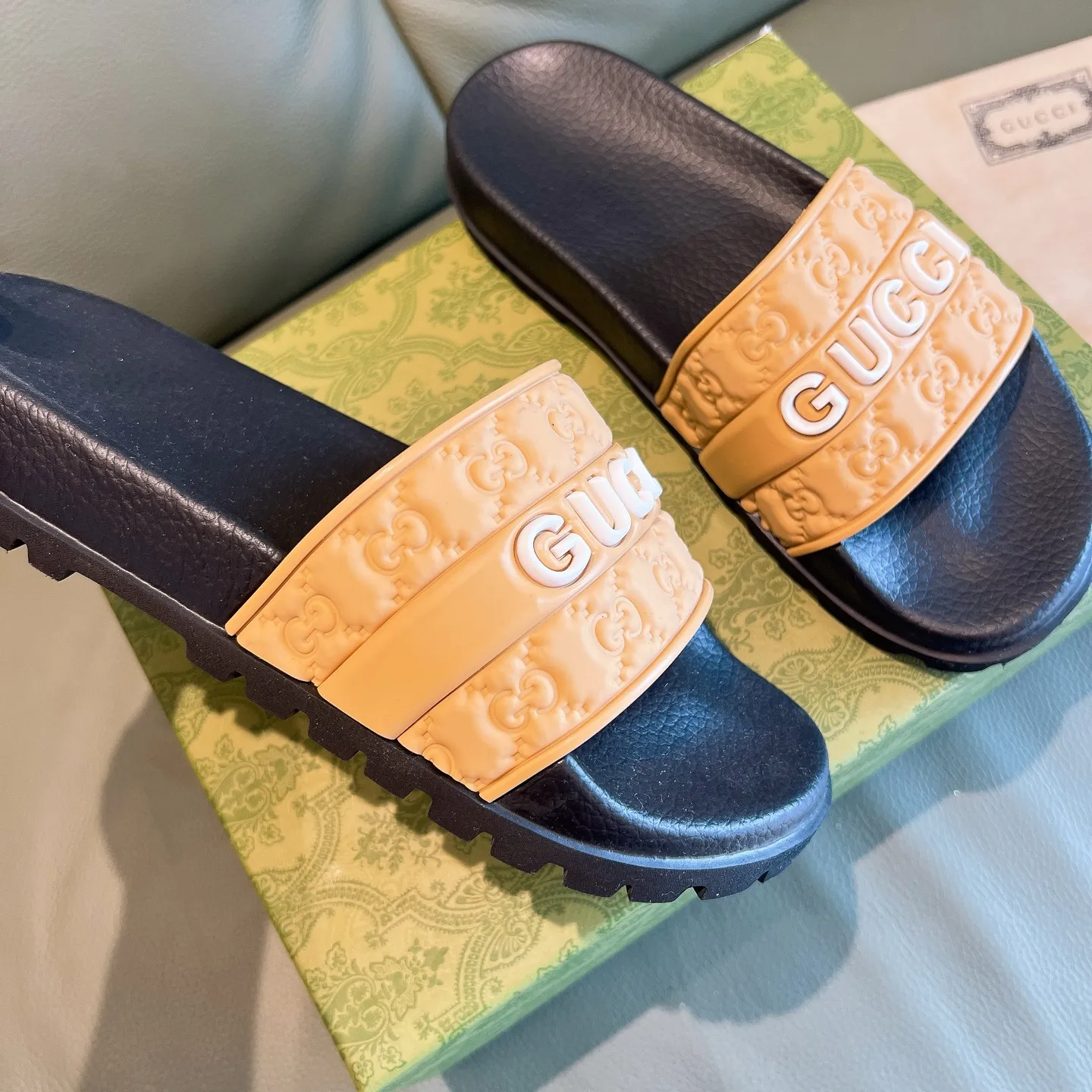 Men's Men's Shoes 130🐮🐮Gucci Gucci Slippers Gucci 2024 latest beach sandals slippers Original molding double G LOGO Original molding consistent Outsole: Men's Men's Shoes u double-layer outsole Size: 35-46